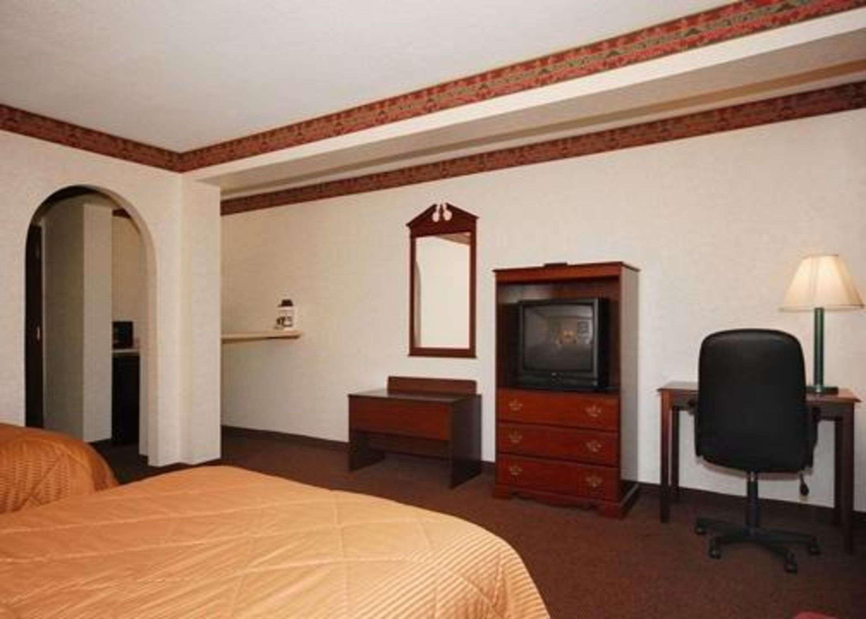 Quality Inn & Suites Tarboro - Kingsboro Eksteriør bilde