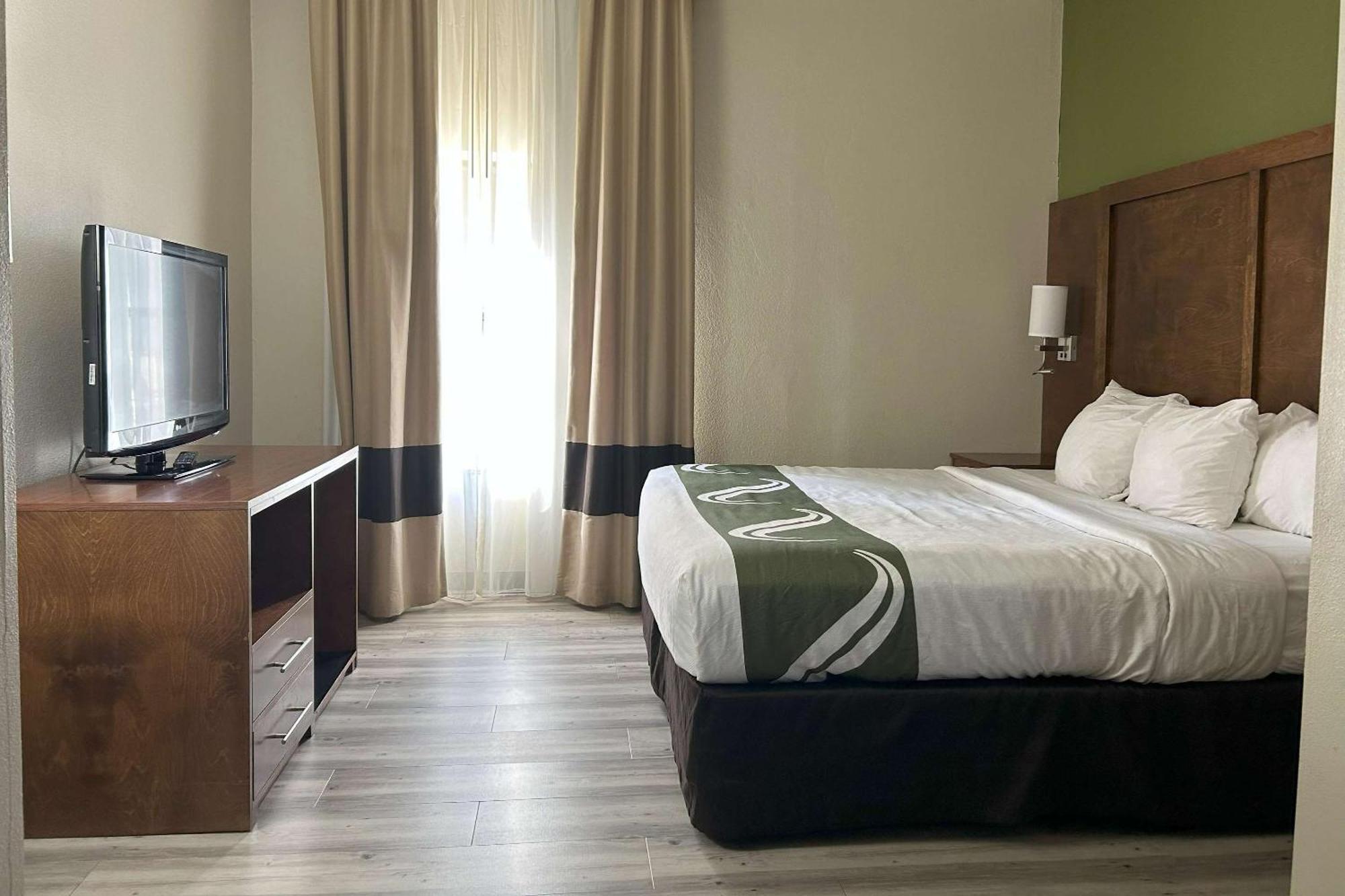 Quality Inn & Suites Tarboro - Kingsboro Eksteriør bilde