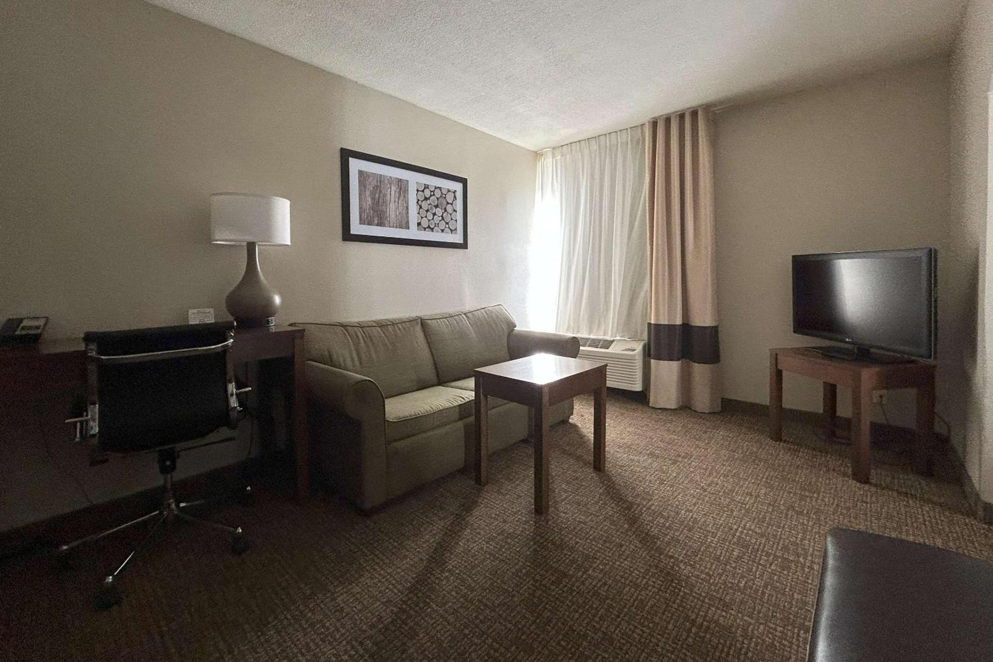Quality Inn & Suites Tarboro - Kingsboro Eksteriør bilde