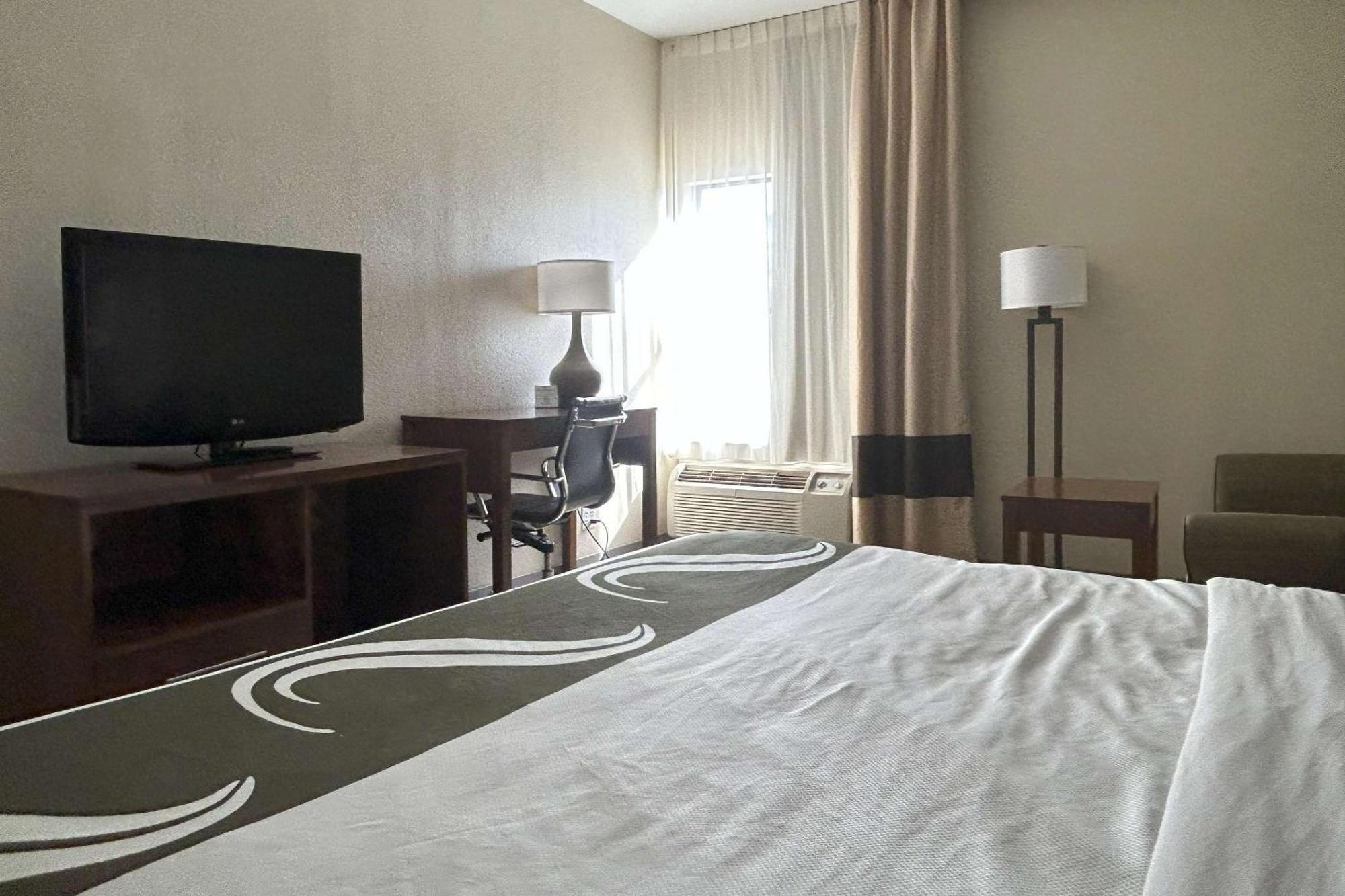 Quality Inn & Suites Tarboro - Kingsboro Eksteriør bilde